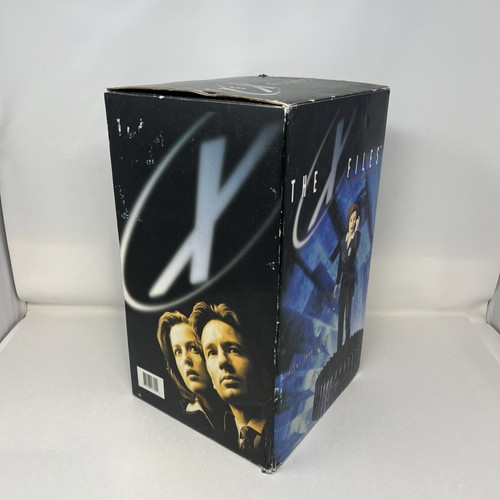 X-Files Fight The Future Dana Scully Statue Dark Horse 1998 #/10000 - Picture 13 of 14