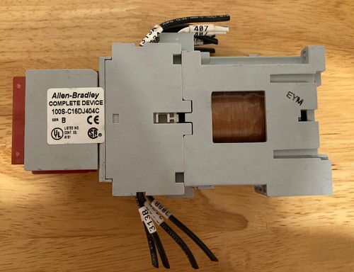 Allen-Bradley 100S-C16DJ404C Safety Contactor Used