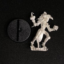 Amazon Linewoman Player Buchse Amazonas Blood Bowl Team Phantasie Fu&szlig;ball Metal