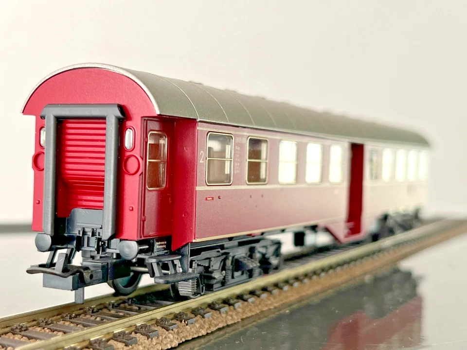 TRIX 23312 - SET "Nahverkehr" - VOITURES DE BANLIEUE - DB - H0 - NEUF !(DG-5309) - Photo 3/4