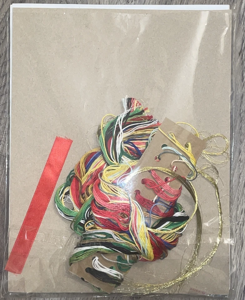 Cross Stitch Joan Elliott 圣诞袜套件圣诞老人驯鹿和玩具雪橇 — 第 2/3 张图片