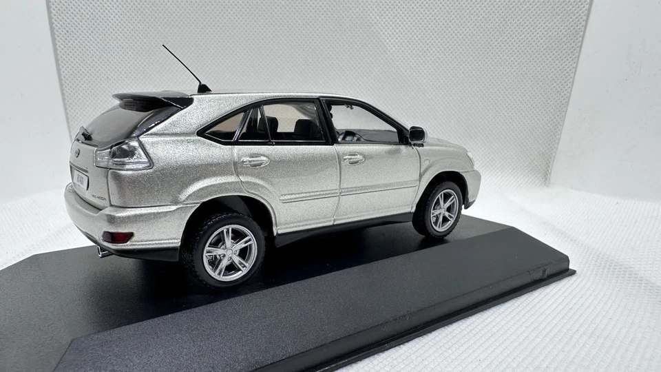 1/43 Kyosho Lexus RX400h 2006  Rare - Image 2 of 4