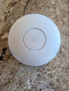 Ubiquiti Unifi AP AC PRO (UAP AC PRO US) 802.11ac Wireless Access Point1300mbps