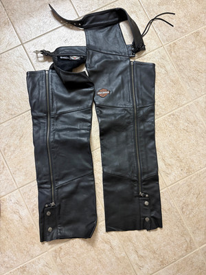 Harley Davidson Chaps Men s Large L Leather American Legend HD Bar & Shield