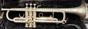Bach Mercedes Trumpet, Silver Finish