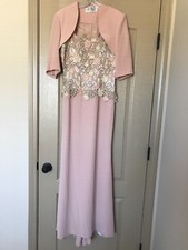 New Montage Lt. Pink Crepe Gown And 3/4 Sleeve Bolero Jacket Size 4.