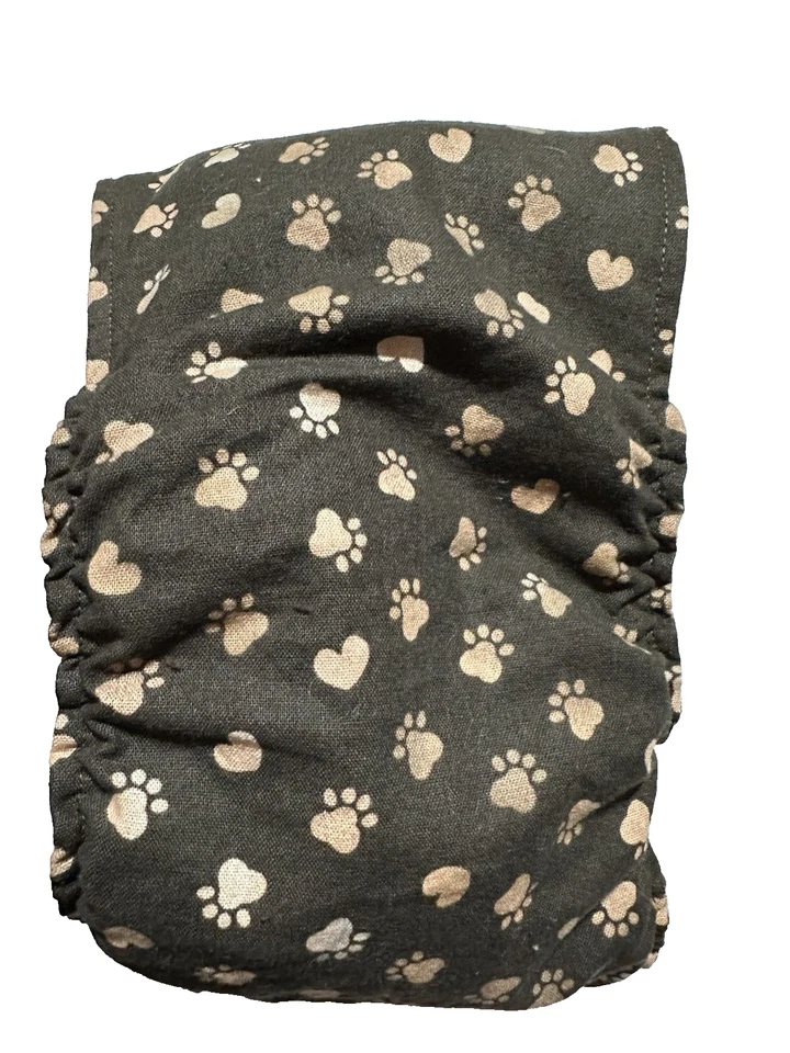 Pañal contorneado con banda para el vientre para perro cachorro forrado de franela masculina 8” x 3” PATA MARRÓN Foto 2 de 4