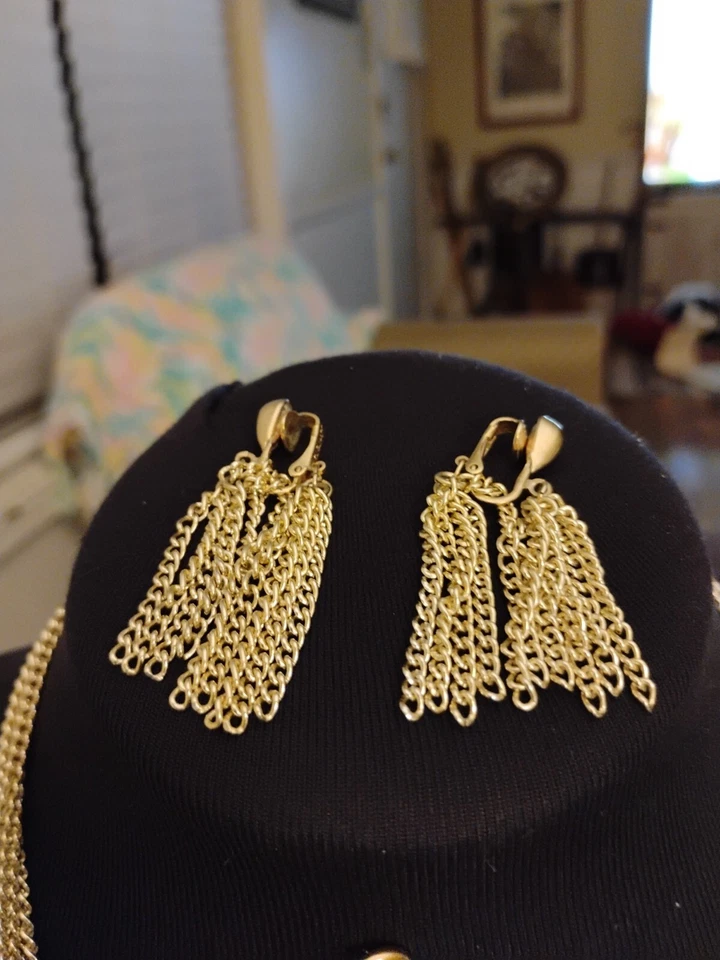 De Colección Sarah Cov Tono Oro 6 Hilos Collar con 3" Borla Extraíble Colgante 11" Set Foto 3 de 4