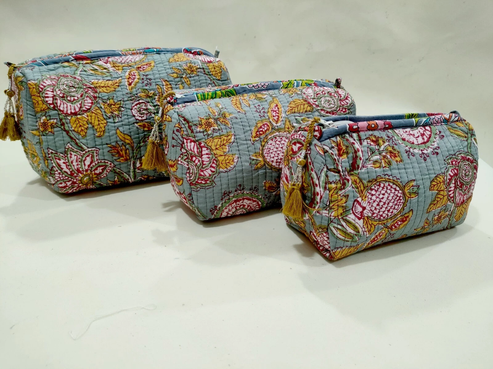 Grey Floral Unisex Makeup Cosmetic Bag Purse Quilted Cotton Bags Toiletry 3 Pcs
