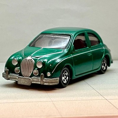 Tomica No40 Mitsuoka Butte Green Scale Diecast Model Vehicle Ages 14+