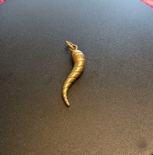 14k Yellow Gold Twisted Italian Cornicello Horn Pendant Made in Italy 1.87 grams