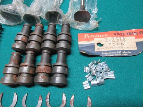 Valve Train Set Ford 2- 2514 1939-1952 Stem Valve - Picture 3 of 9