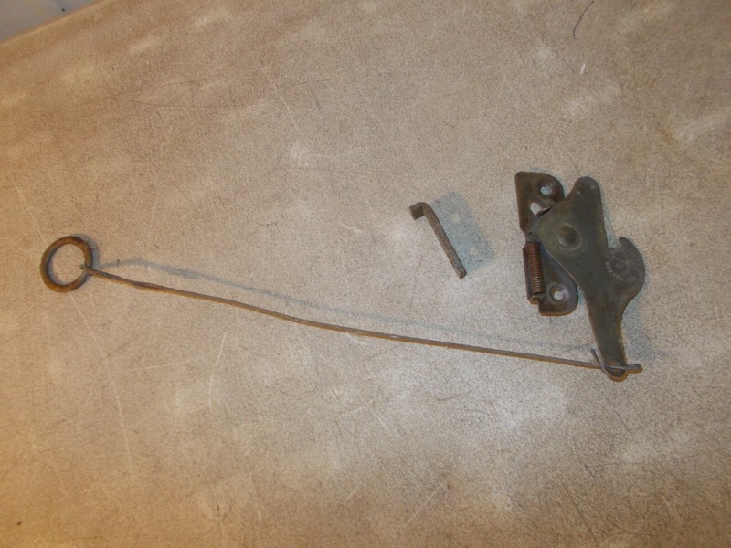 VINTAGE DROP LEAF TABLE PULL RING RELEASE LATCH MECHANISM