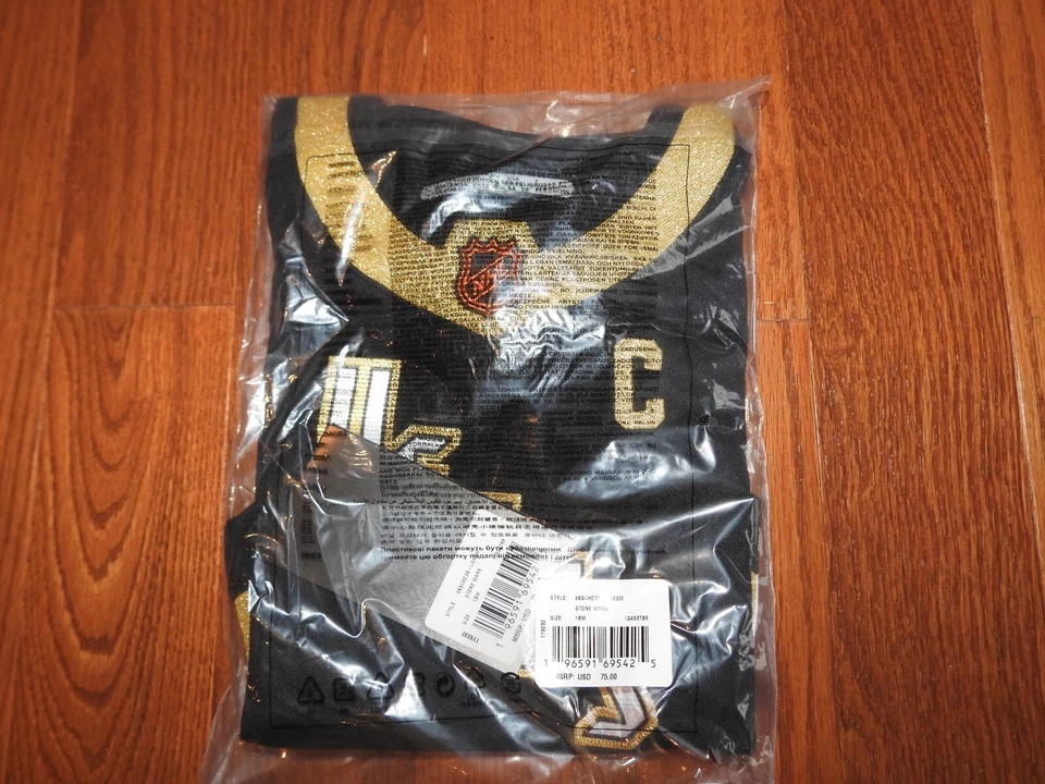 Хоккейная футболка NHL Premier Vegas Golden Knights No61 New Infant 18 М рекомендуемая розничная цена производителя 75 долл. США - Изображение 2 из 2