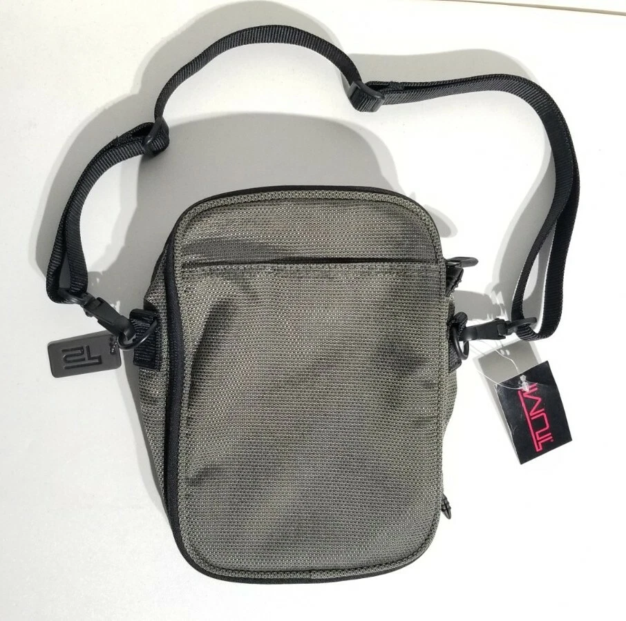 Tumi T2 Steel Green Charlton Organizer Tote 580G Crossbody Sold Out ☆ New ☆ - Image 4 of 4