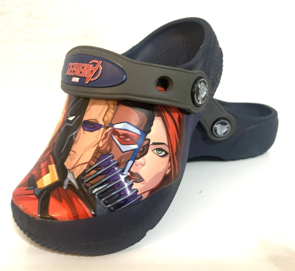 Zapatos zuecos CROCS Iconic Comfort para niños 6-8 sin cordones Marvel Avengers Foto 2 de 4