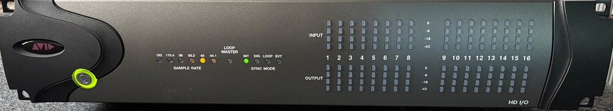 Avid HD I/O 16 x 16 Analog Interface - 16 Analog Inputs / 16