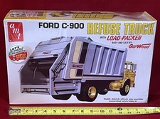 VINTAGE AMT #1247/12 " FORD C-900 REFUSE TRUCK w/LOAD PACKER " FACTORY SEALED