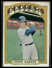 1972 Topps #686 Steve Garvey-Small Crease