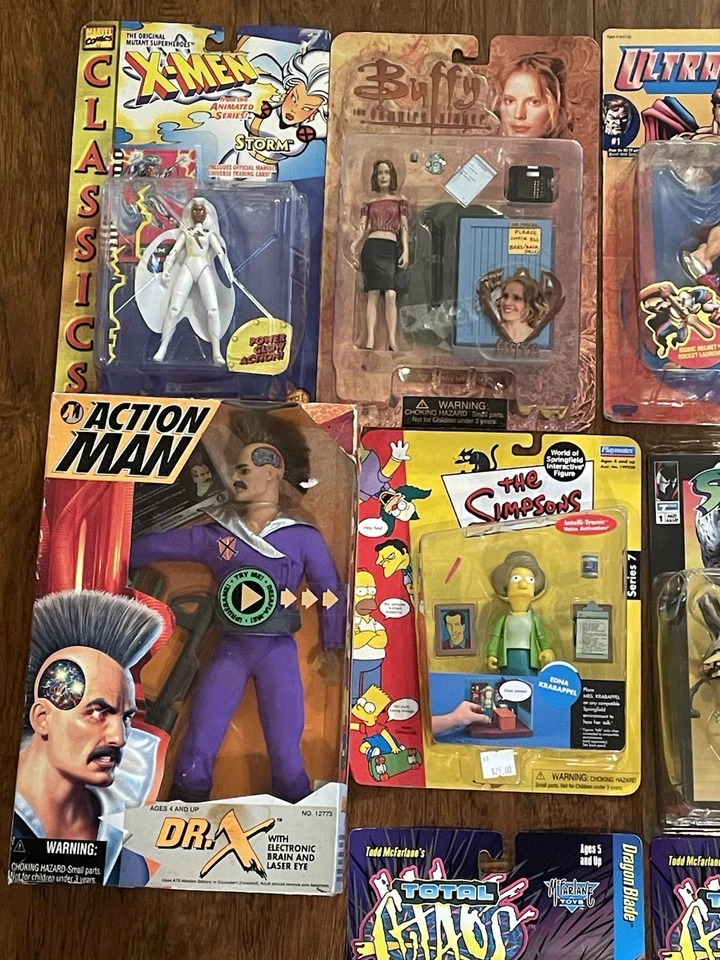Lote 10 bonecos de ação brinquedo vintage Dracula Spawn Action Man Buffy X-men Simpsons Ultra - Imagem 2 de 4