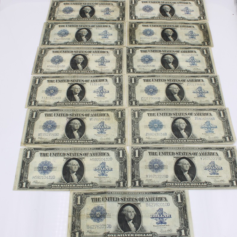 Series of 1923 $1 Silver Certificate Large US Currency Note Lot of 13 #C928-1