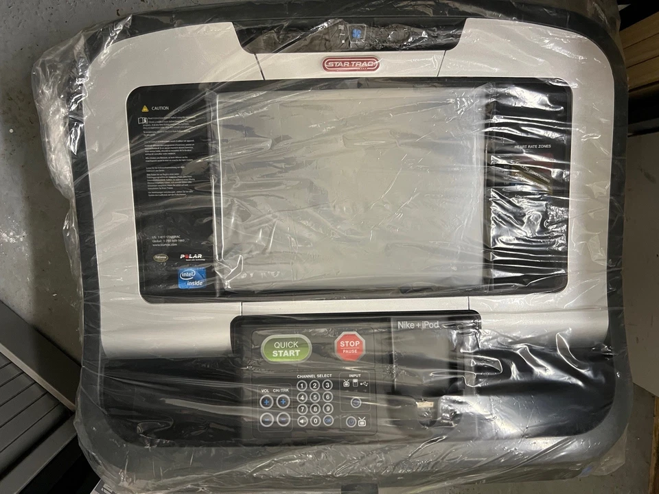 Star Trac E-TRX Running Machine Treadmill, With Trainer DISPLAY ONLY - Image 2 of 4