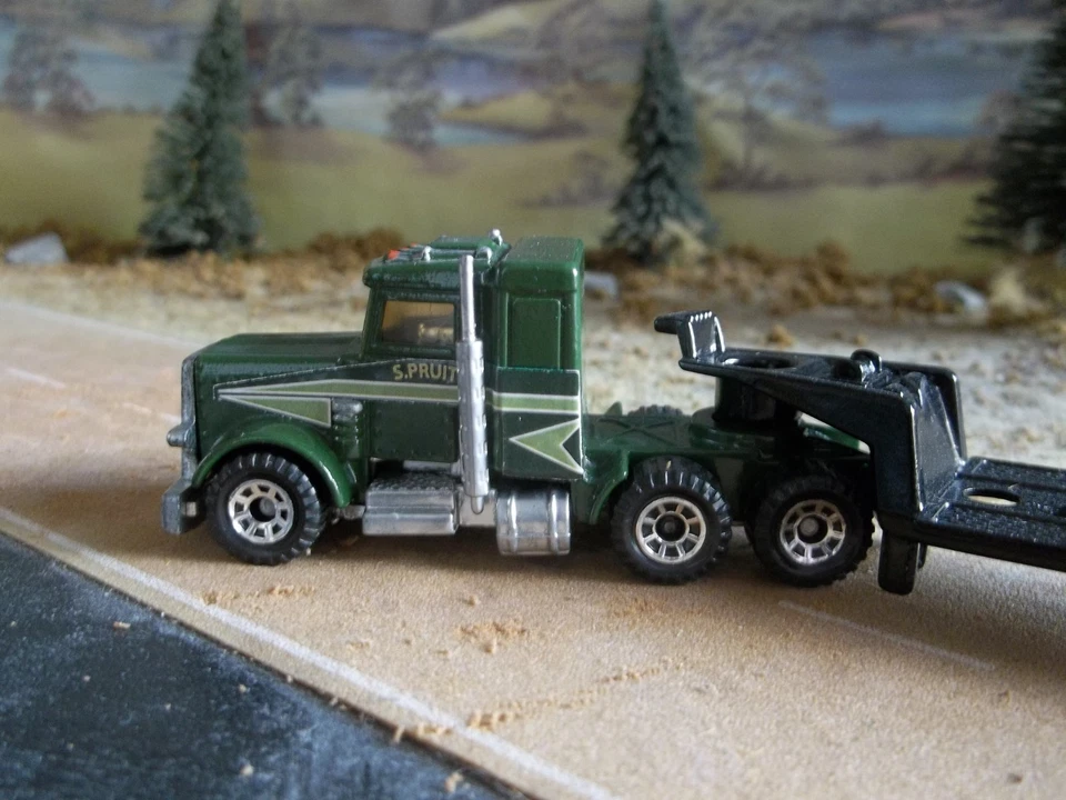 Movie Trucks - Matchbox - Movin On Truck - Custom 1:80 Scale - Image 4 of 4