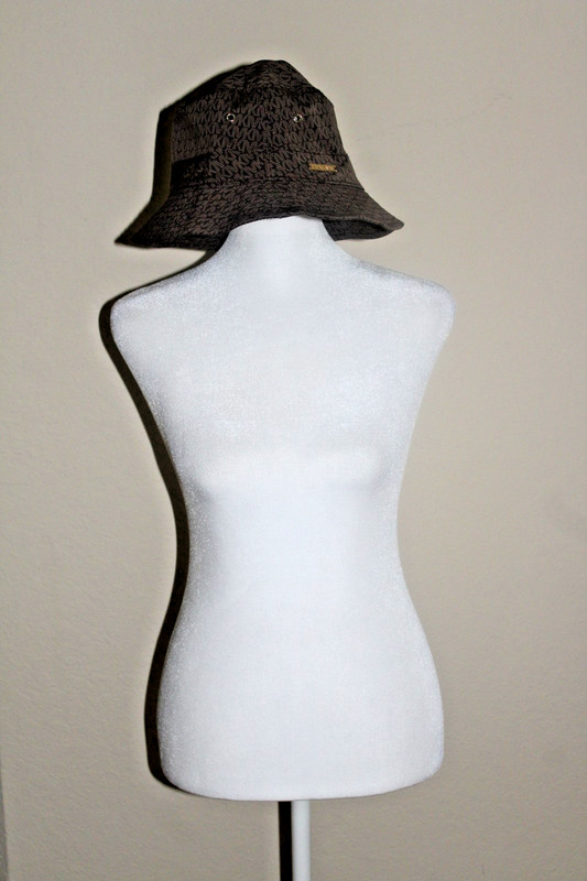 Stylish Michael Kors Women's MK Monogram brown Logo Bucket Hat. One size. 
