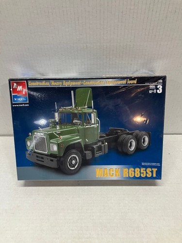 M7B Sealed Rare ORIGINAL ISSUE AMT 1/25 SCALE MACK R685ST SEALED MODEL ...
