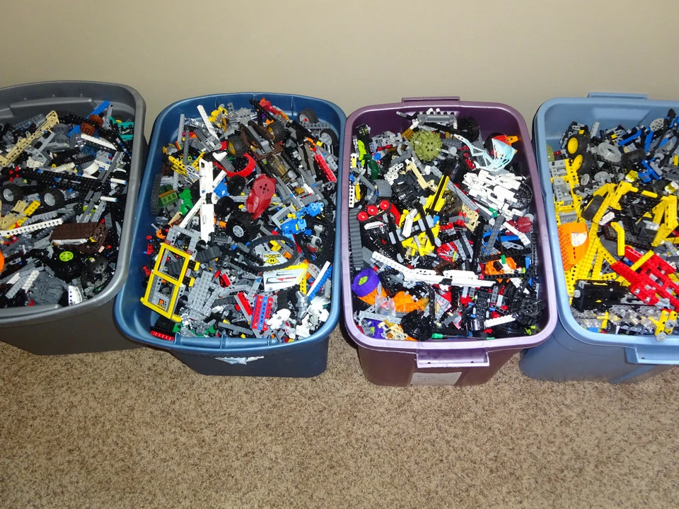 LEGO Bulk Lot 7 Pound lbs Technic Mindstorms Bricks Gears Pins Liftarms Tires - Image 2 of 4