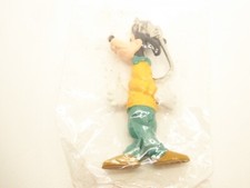 PORTE CLES / KEY RING - WALT DISNEY CLUB VACANCES - FIGURINE - DINGO / GOOFY