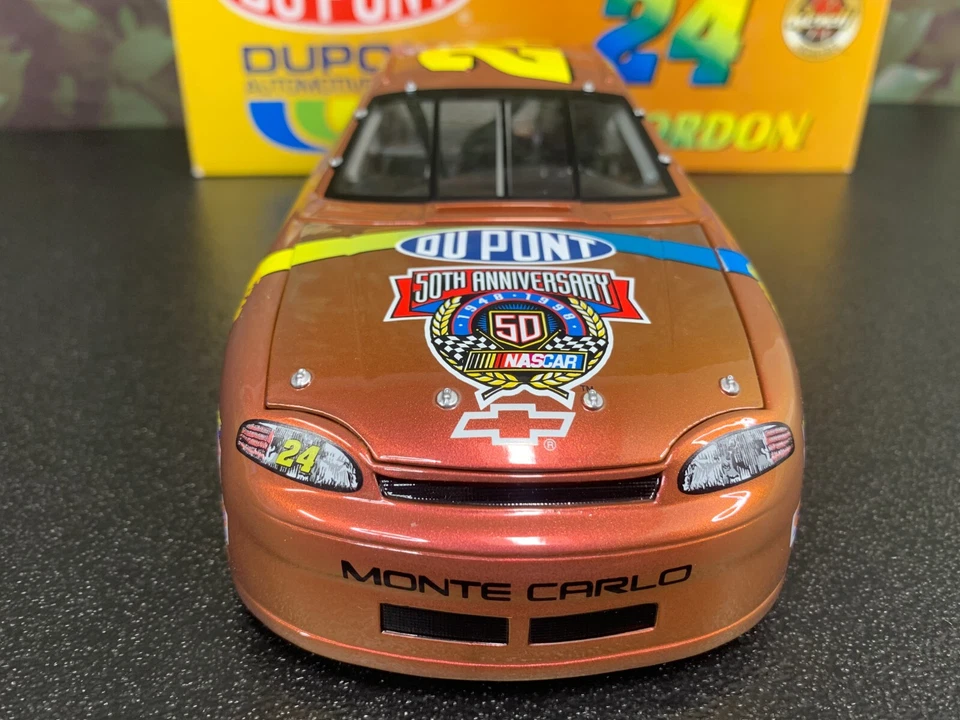 REVELL DIECAST JEFF GORDON #24 1998 DUPONT CHROMALUSION MONTE CARLO 1:18 - Image 4 of 4