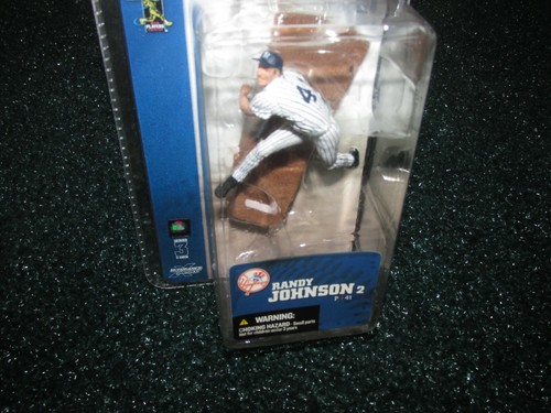 McFarlane 2005 Randy Johnson MLB New York Yankees 3" figure - Picture 3 of 6