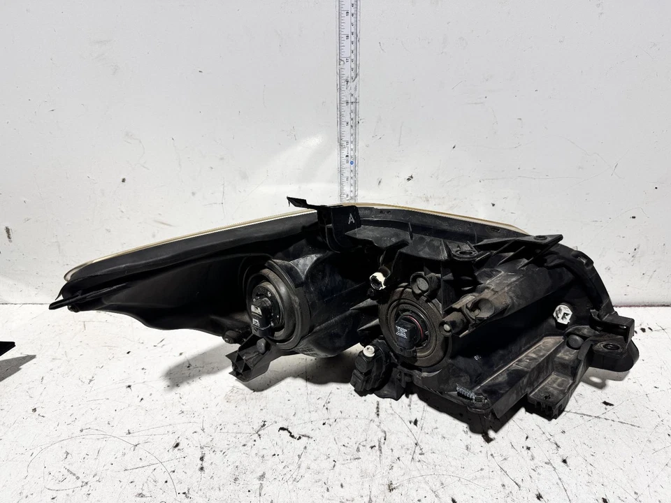 Toyota Corolla Left Head Light ZRE152 11/2009-09/2012 - image 2 of 4