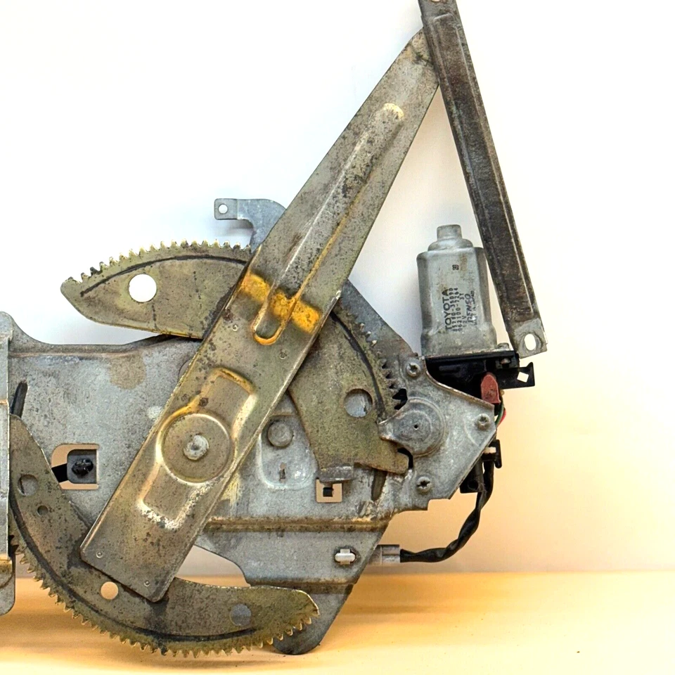 Регулятор заднего стекла заднего борта TOYOTA 4RUNNER с двигателем от оригинального производителя 1996-2002 годов выпуска - Изображение 3 из 4