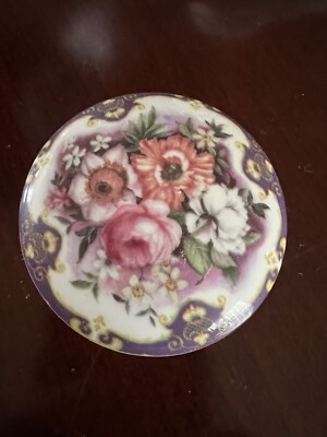 Vintage Crystal Shop Stratford upon Avon Round Floral Trinket Box
