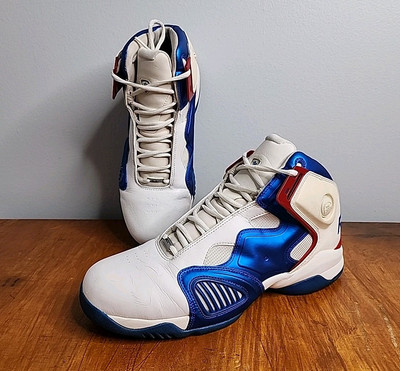 Reebok ATR The Pump White Royal Blue Men's Size 10.5 Basketball