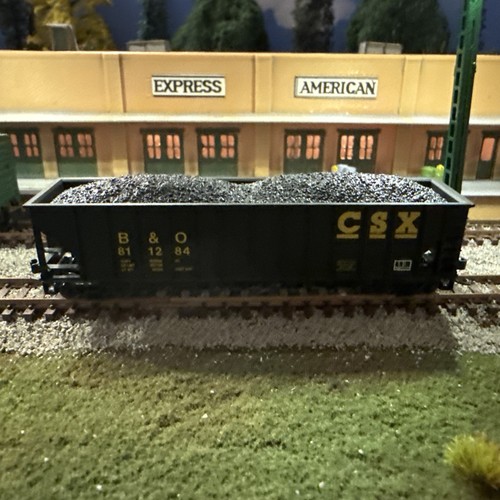 Spur N Atlas 32914 CSX 90 Tonnen Kohlebunkwagen mit Ladung CSXT #811284 | Zustand: Used