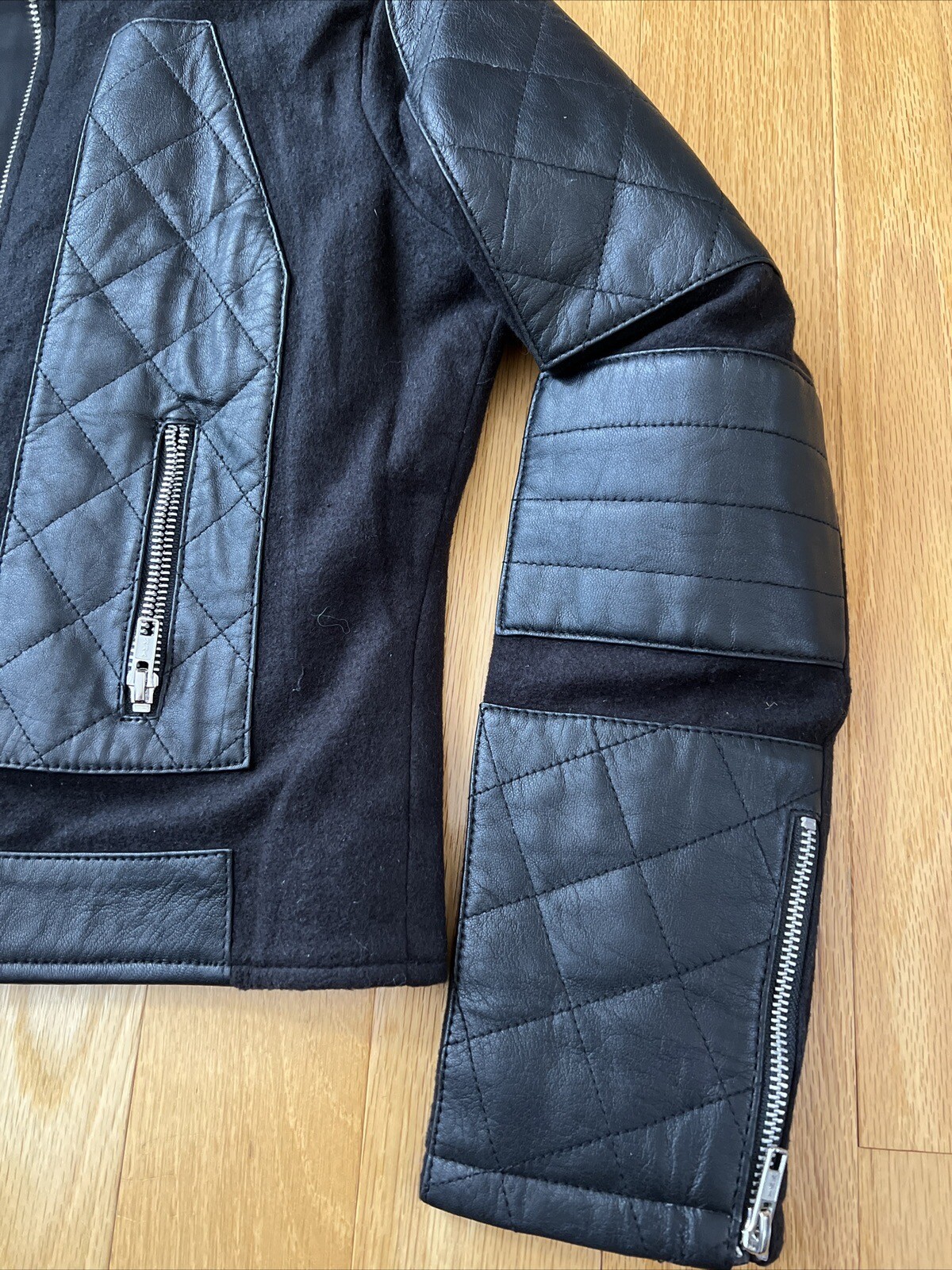 Rare Women'S Black Quilted Biker Genuine Leather Jacket with Wool Accent Small image 4