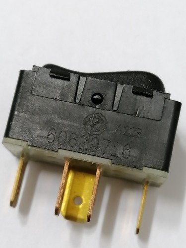 PULSANTE ALZACRISTALLI ALFA 145- 146 - 60629716 - NUOVO ORIGINALE !!! - Picture 2 of 6