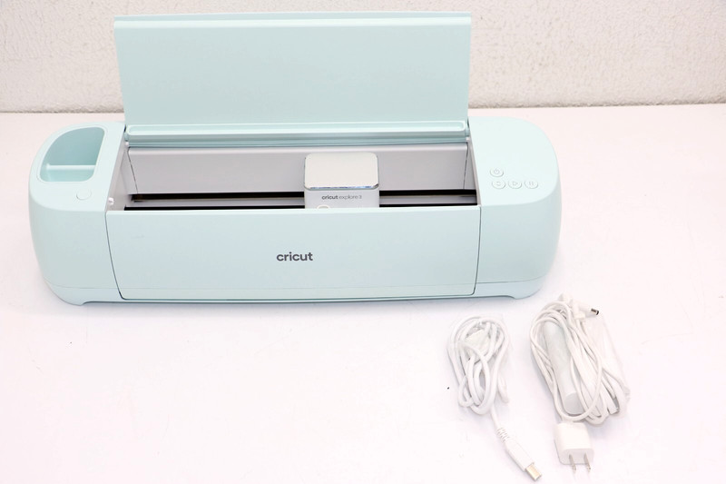 Cricut Explore 3 Vinyl Die Cutting Machine CXPL203B - Blue
