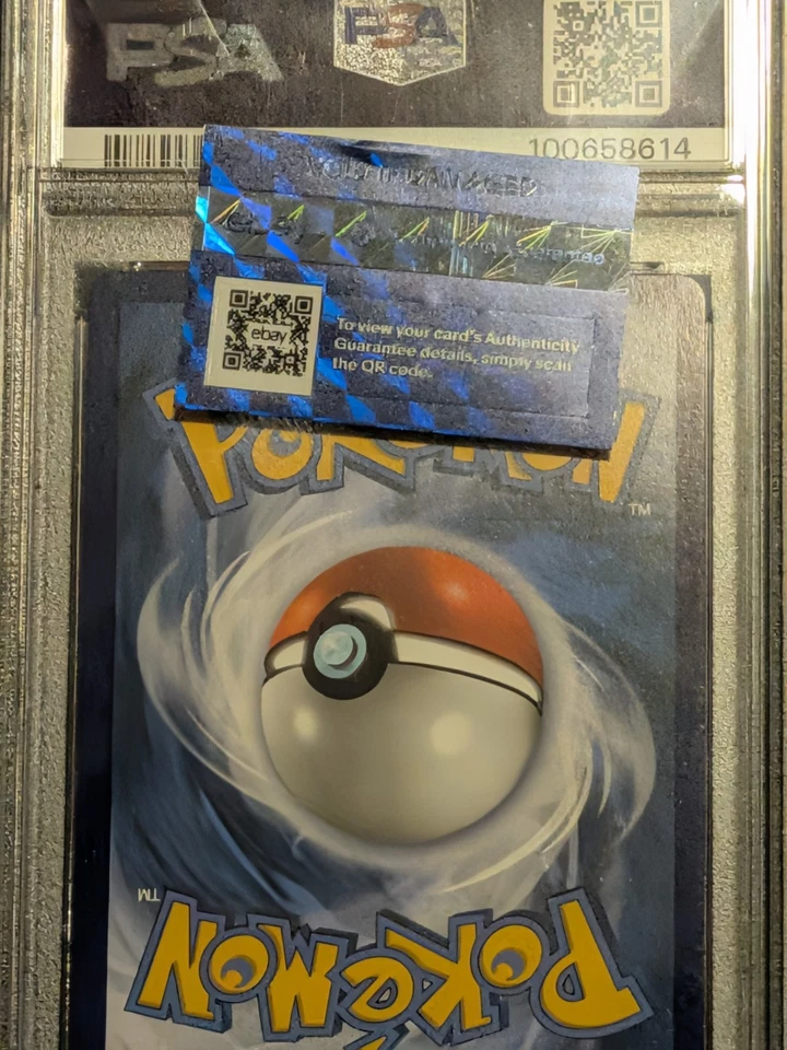 PSA 10 Pokémon Sylveon VMAX 212/203 Evolving Skies Alt Art - Image 4 of 4