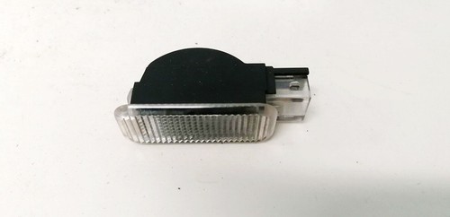 3B0947415B Innenraumleuchte Leseleuchte  Volkswagen Passat DE1092419-66