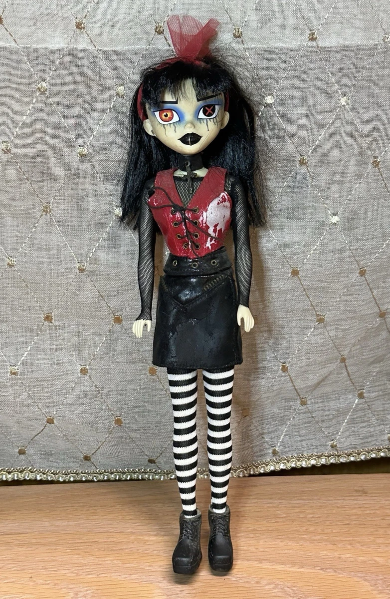 Gothic & Horror Bleeding Edge Goths Dolls & Doll Playsets for sale