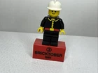 LEGO TOYS R US Bricktober - FIRE CHIEF Retro Minifigure Magnet 2855045