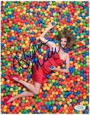 Heather McDonald Signed Autographed 8x10 Photo ACOA