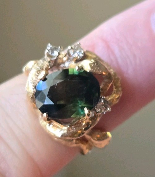 Green Sapphire, Diamond 14kt Yellow Gold Ring