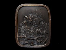 NB25130 VINTAGE 1976  LARGE MOUTH BASS  FISHING BELT BUCKLE