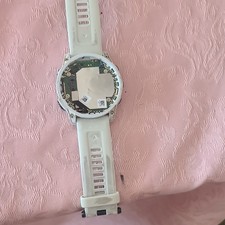 Cassa smartwatch rotonda con cinturino bianco e modulo interno blu