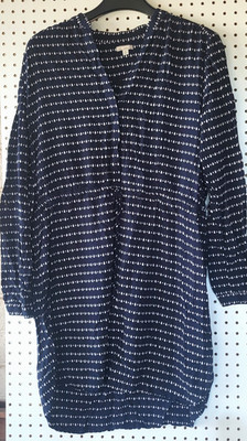 Gap Designed And Crafted Women s Long Sleeve Black and Tan  Dress XL drawstring